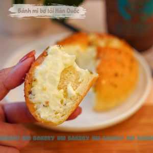 Bánh mì bơ tỏi hàn quốc