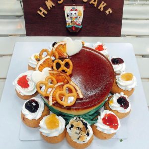 Su Sing phối chung với flangato mẫu sinh nhật