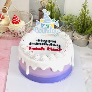 Bánh kem loang màu đơn giản