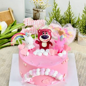 Bánh kem gấu dâu